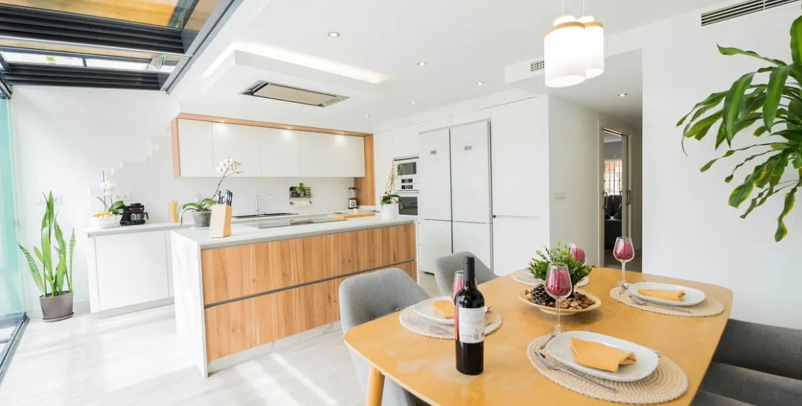 Sale of townhouse in Málaga 2