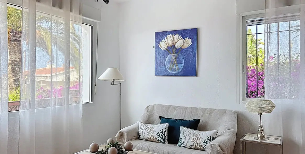 Sale of detached villa in Costa del Sol East 5