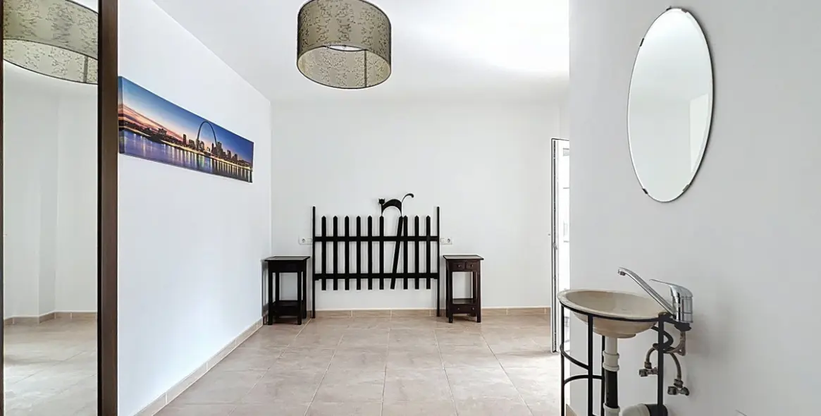 Sale of detached villa in Caleta de Vélez 47