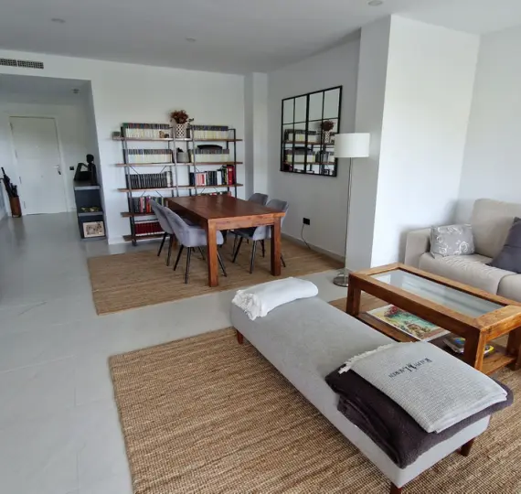 Apartamento en planta media R5037163