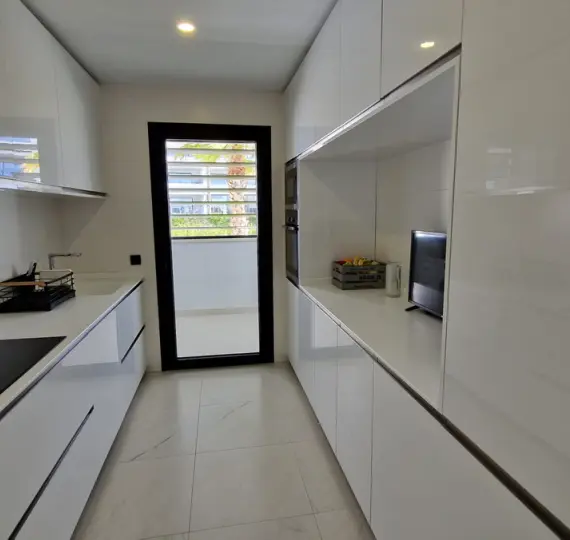 Apartamento en planta media R5037163