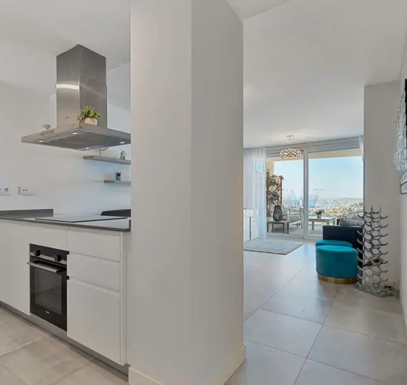 Продажа апартаментов на среднем этаже в Fuengirola