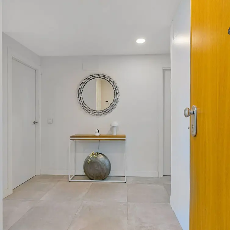 Продажа апартаментов на среднем этаже в Fuengirola
