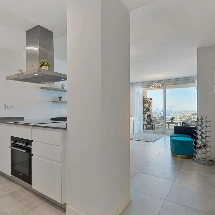 Продажа апартаментов на среднем этаже в Fuengirola
