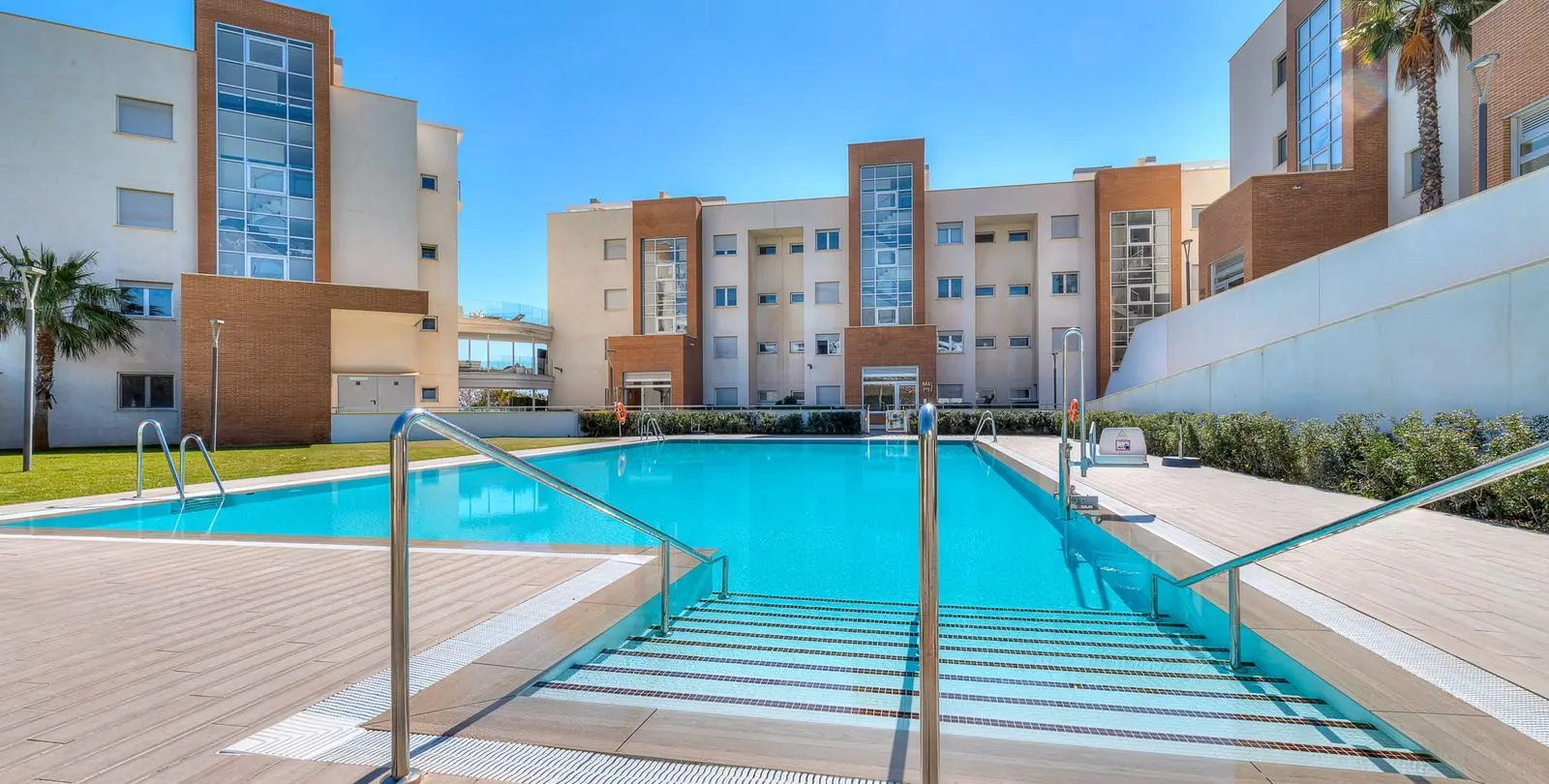 Продажа апартаментов на среднем этаже в Fuengirola 32
