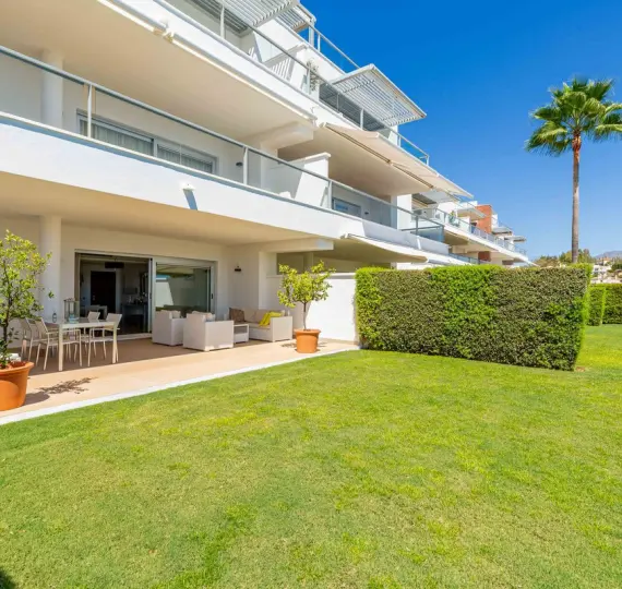Sale of ground floor apartment in Los Arqueros