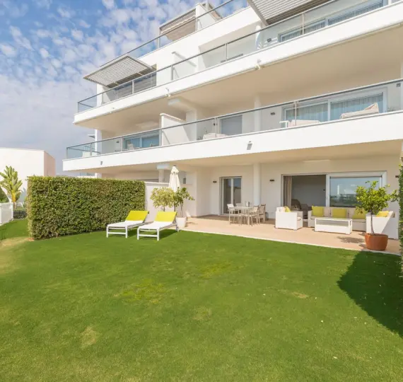 Sale of ground floor apartment in Los Arqueros