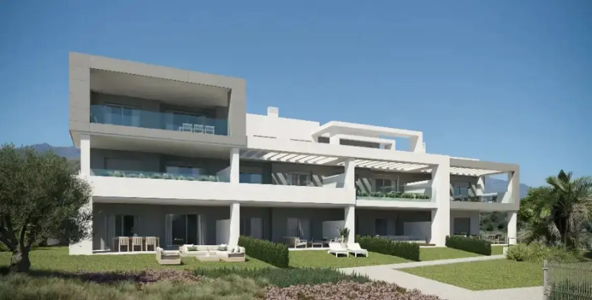 Venta de apartamento en planta media en Estepona (distrito Estepona) 3