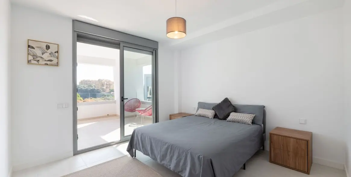 Venta de apartamento en planta media en Estepona (distrito Estepona) 5