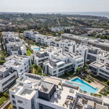 Long-term rent of middle floor apartment in Estepona