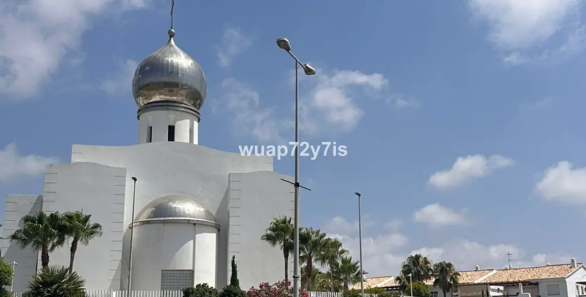 Продажа  жилого участка в Estepona 12