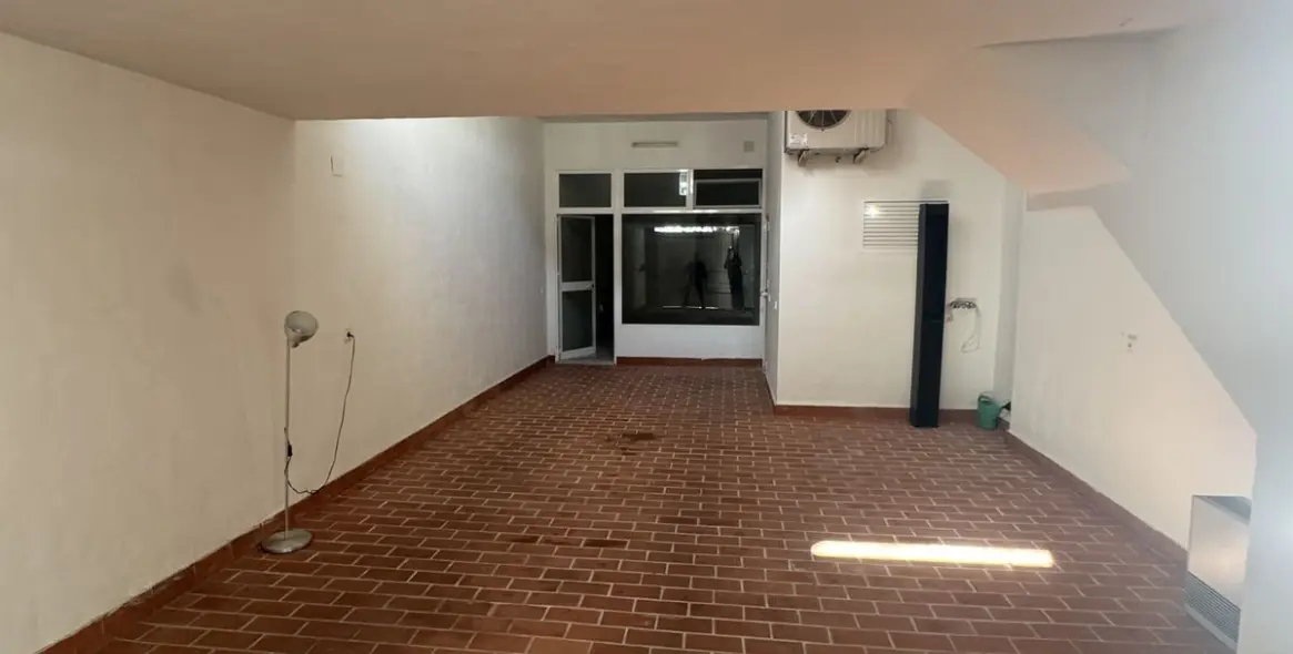 Продажа дома на две семьи в Torrequebrada 19