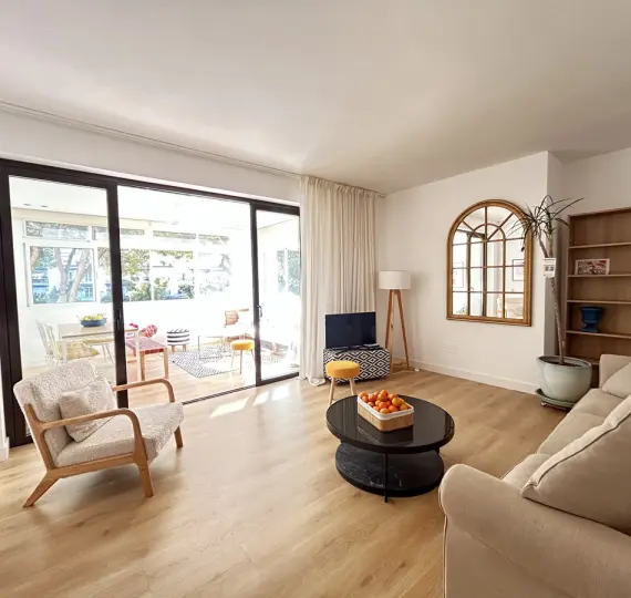 Продажа апартаментов на среднем этаже в Puerto Banús