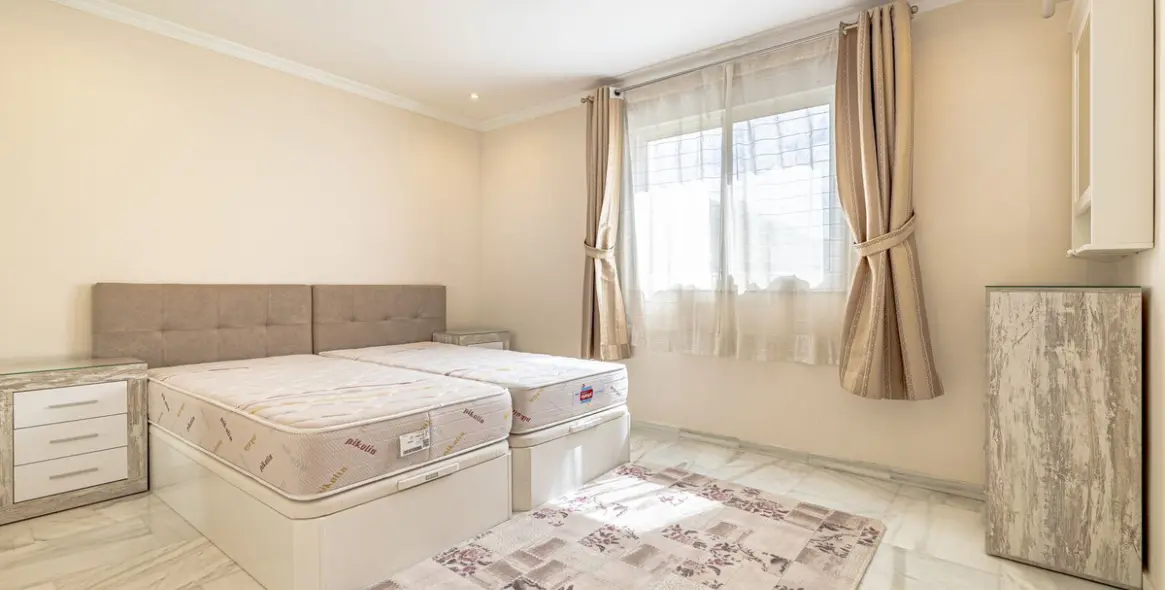 Sale of middle floor apartment in Marbella 9