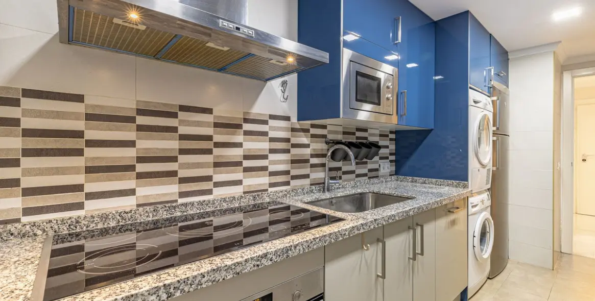 Sale of middle floor apartment in Marbella 15