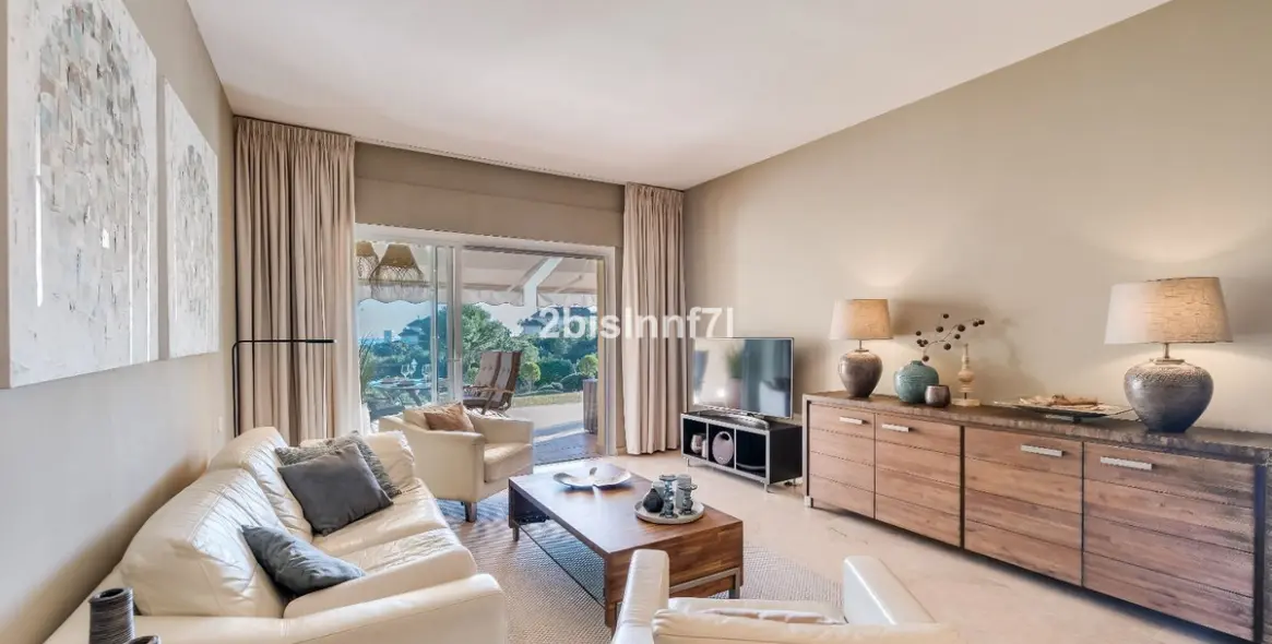 Sale of ground floor apartment in Elviria 4