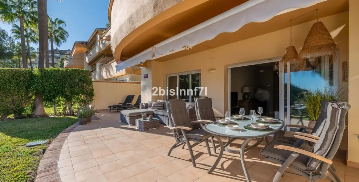 Sale of ground floor apartment in Elviria 7