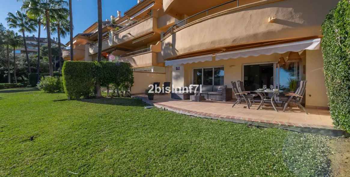 Продажа апартаментов на первом этаже в Elviria 29