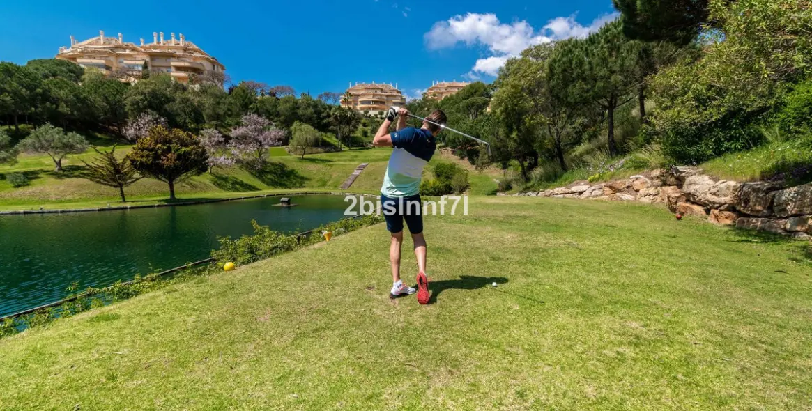 Продажа апартаментов на первом этаже в Elviria 39