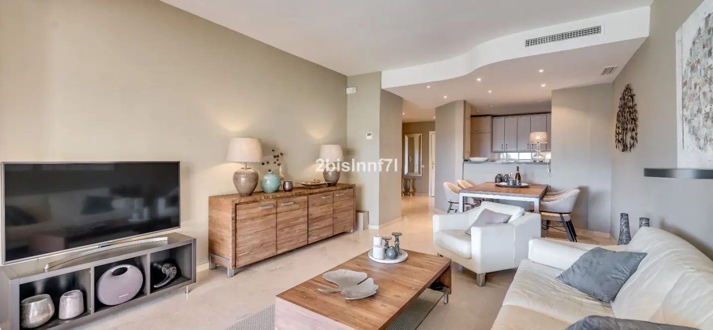 Sale of ground floor apartment in Elviria 4