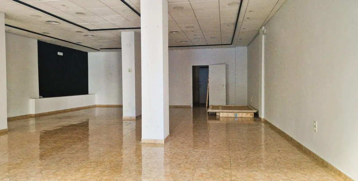 Sale of shop in Marbella 6