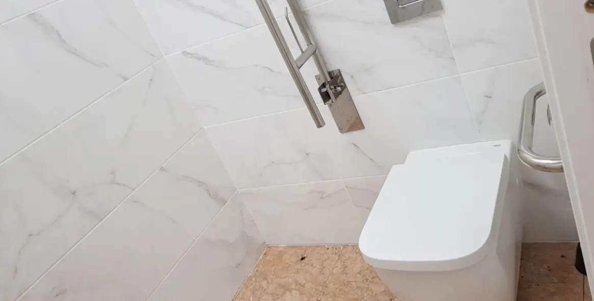 Sale of shop in Marbella 13