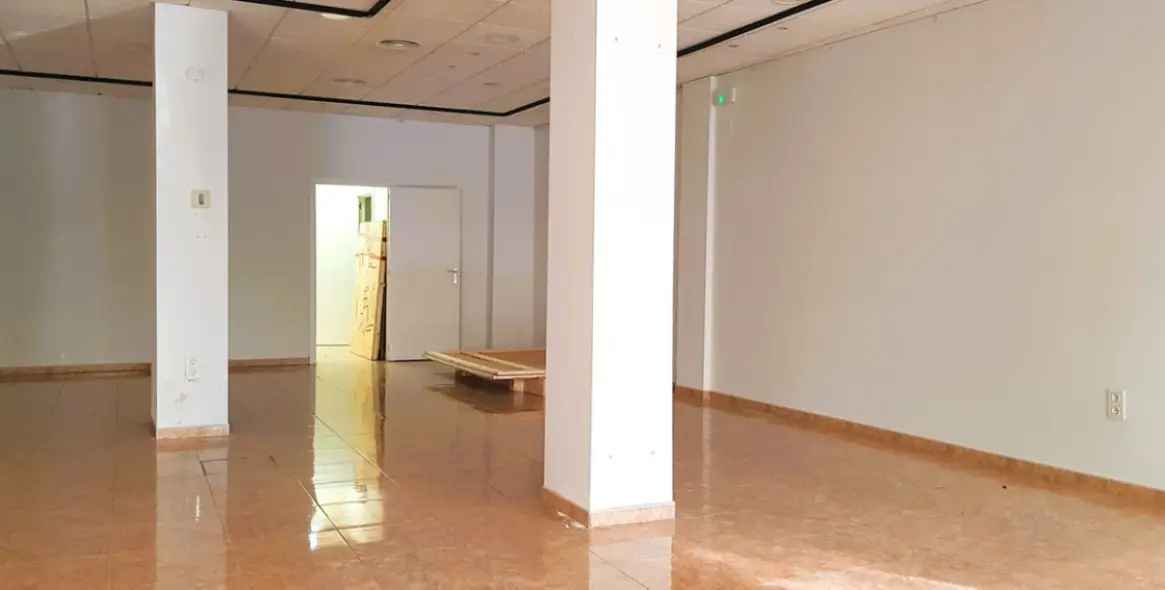 Venta de tienda en Marbella 8