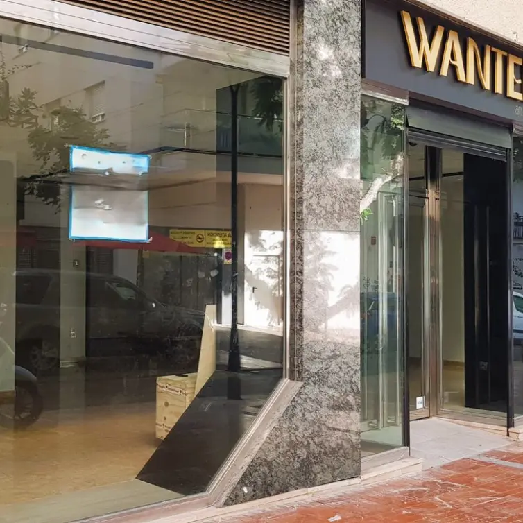 Sale of shop in Marbella