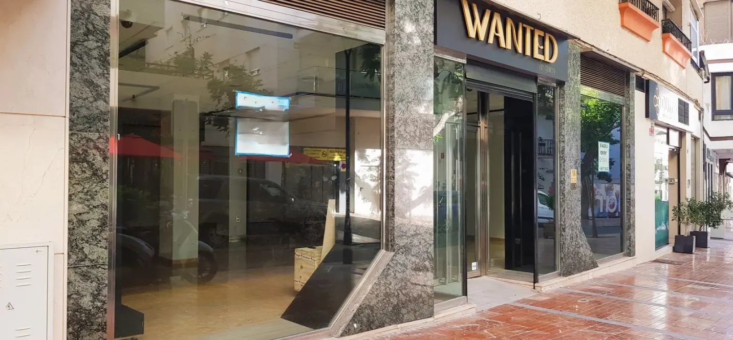 Sale of shop in Marbella 1