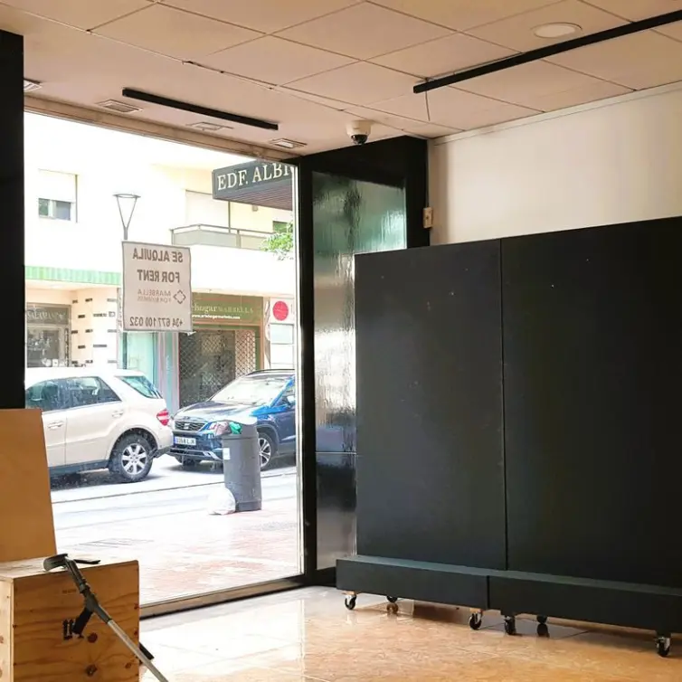 Sale of shop in Marbella