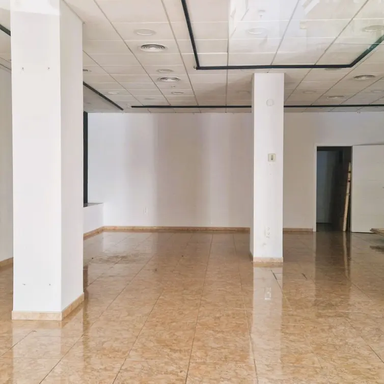 Sale of shop in Marbella