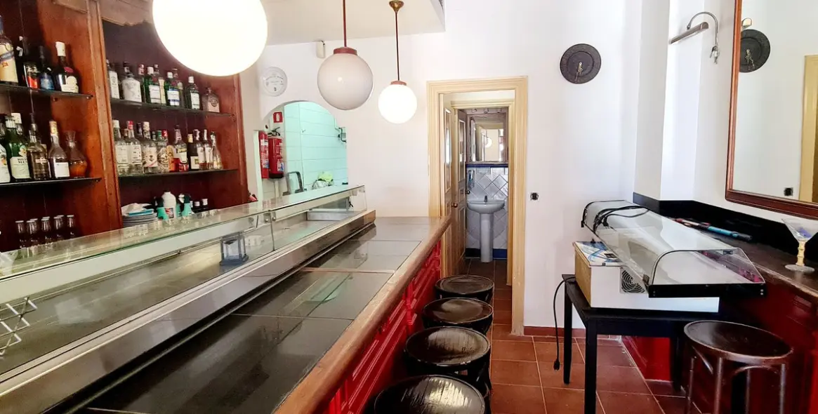 Sale of bar in Marbella 4