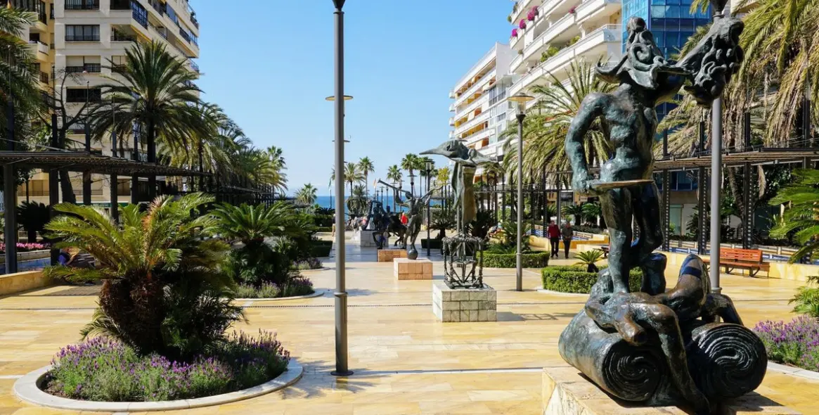 Продажа бара в Marbella 1