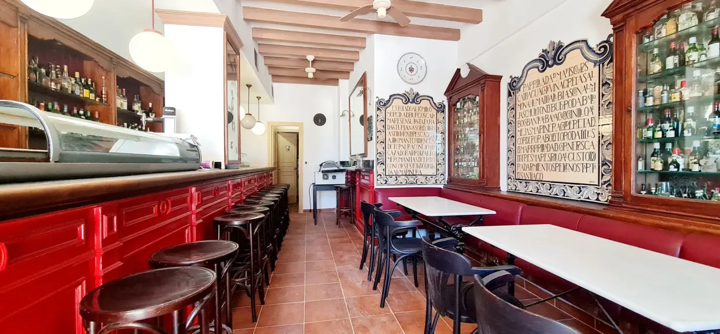 Sale of bar in Marbella 1