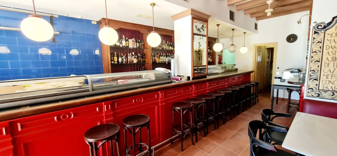Sale of bar in Marbella 2