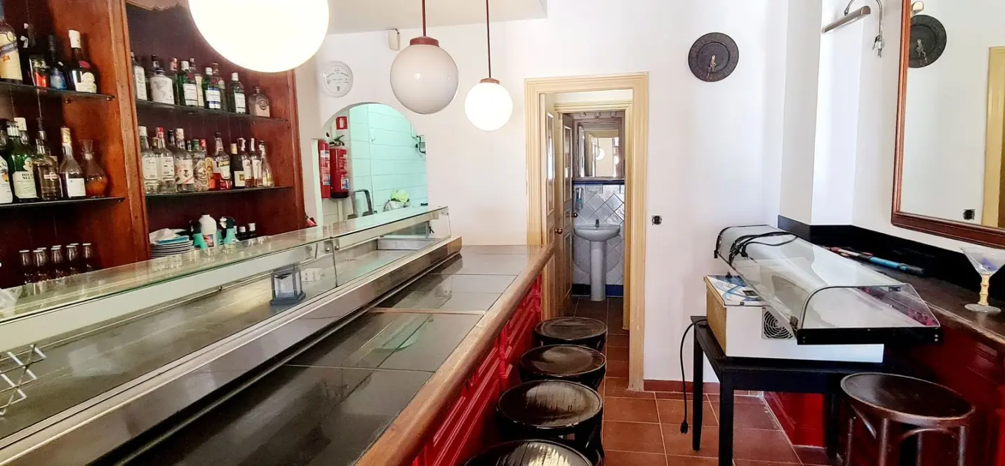 Sale of bar in Marbella 3