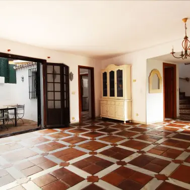 Venta de adosado en Guadalmina Baja