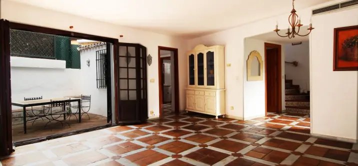 Venta de adosado en Guadalmina Baja 1