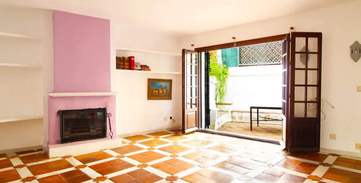 Sale of townhouse in Guadalmina Baja 3