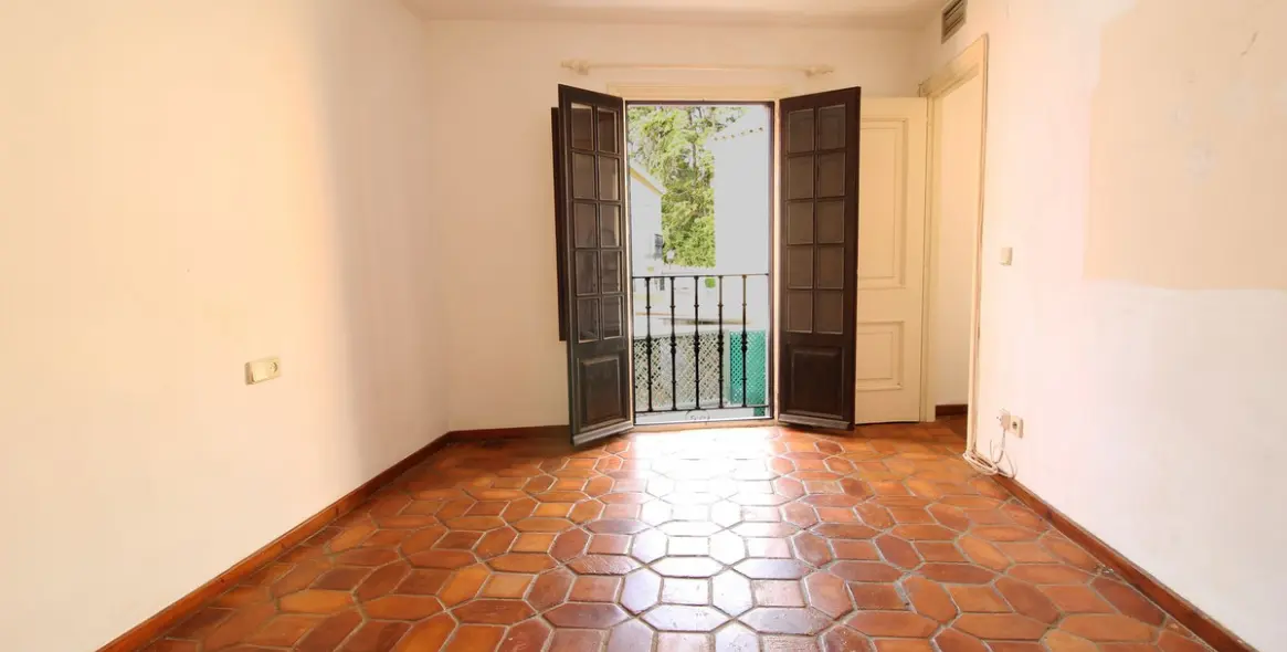 Sale of townhouse in Guadalmina Baja 14