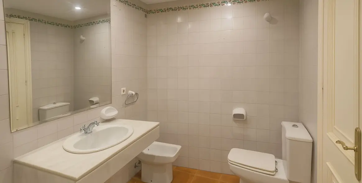 Sale of townhouse in Guadalmina Baja 15