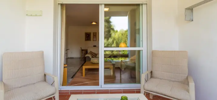 Venta de apartamento en planta media en San Pedro de Alcántara 4