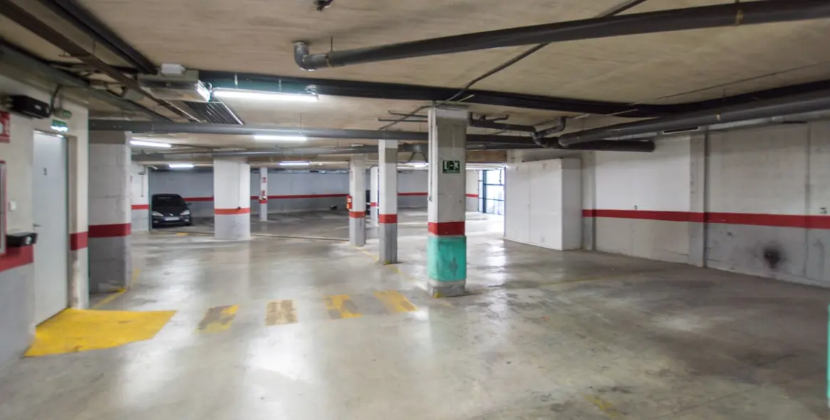 Sale of middle floor apartment in San Pedro de Alcántara 25