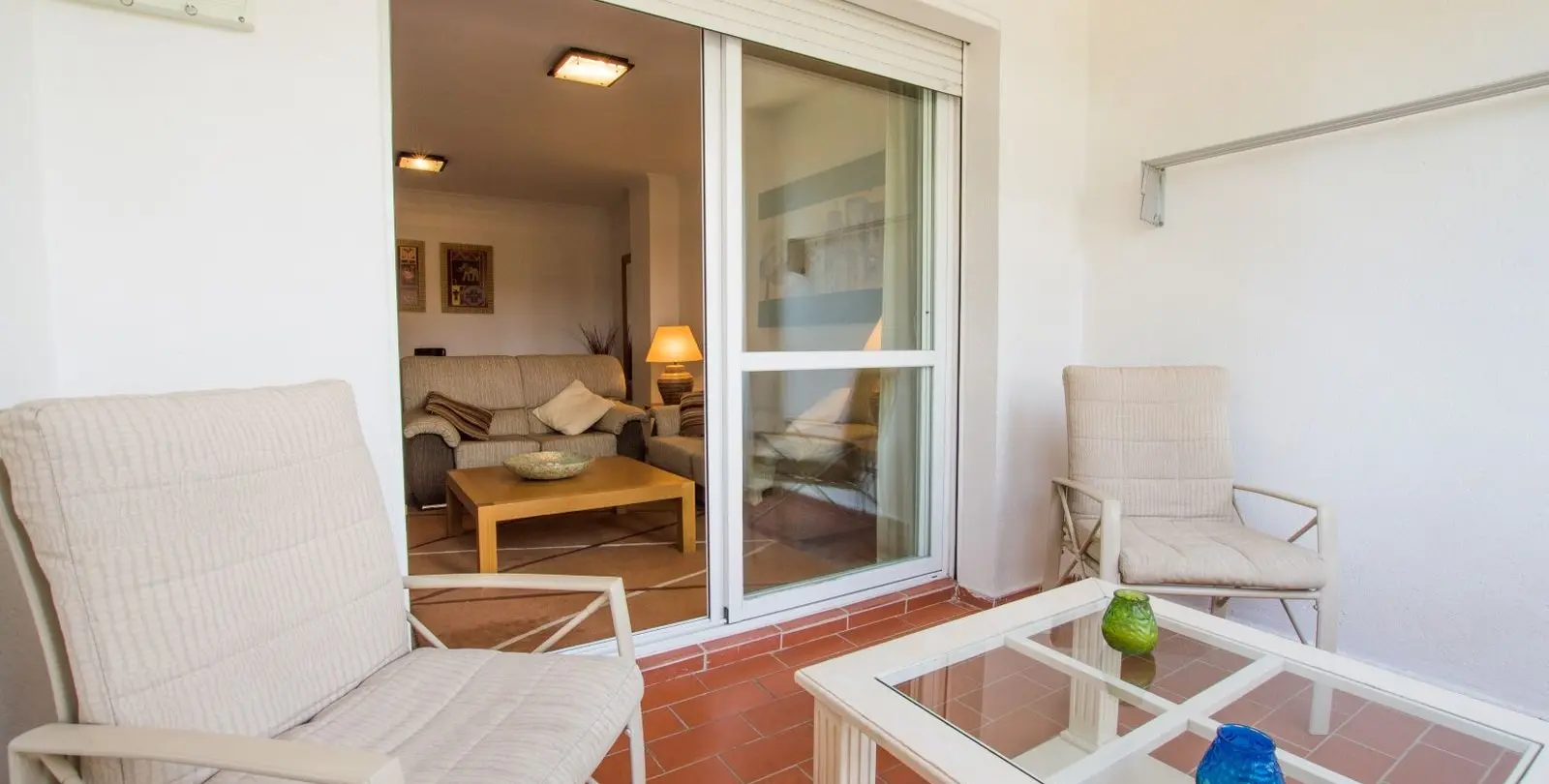 Sale of middle floor apartment in San Pedro de Alcántara 4