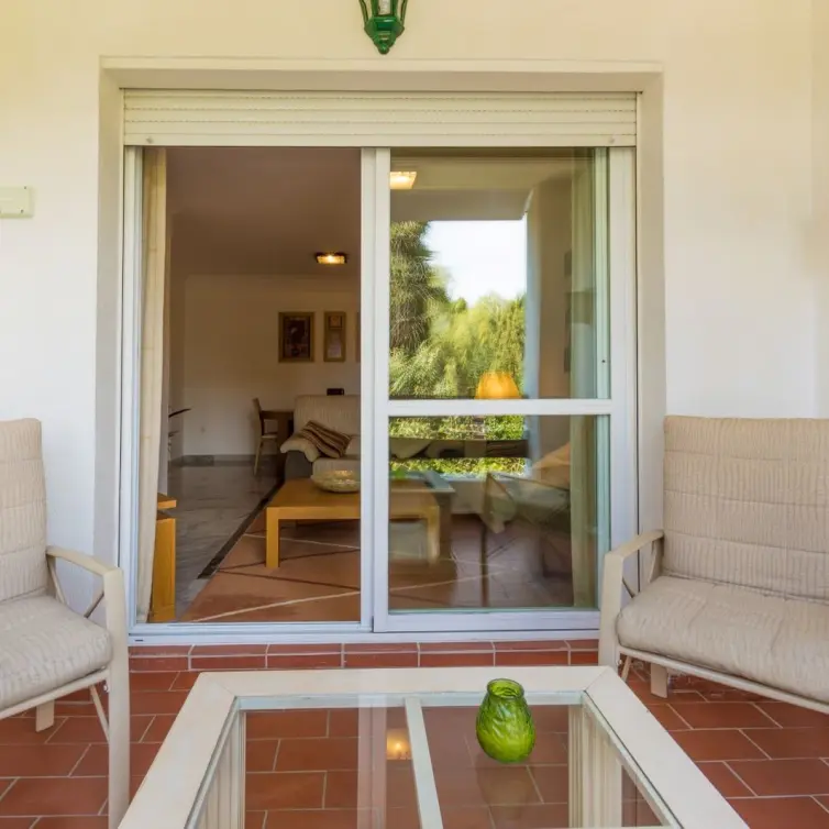 Sale of middle floor apartment in San Pedro de Alcántara