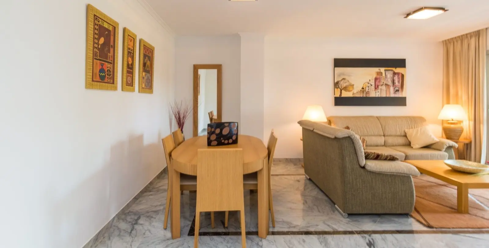 Sale of middle floor apartment in San Pedro de Alcántara 12