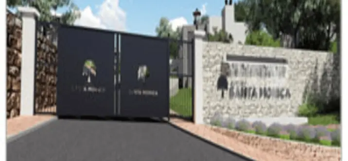 Sale of residential plot in Benalmadena 2