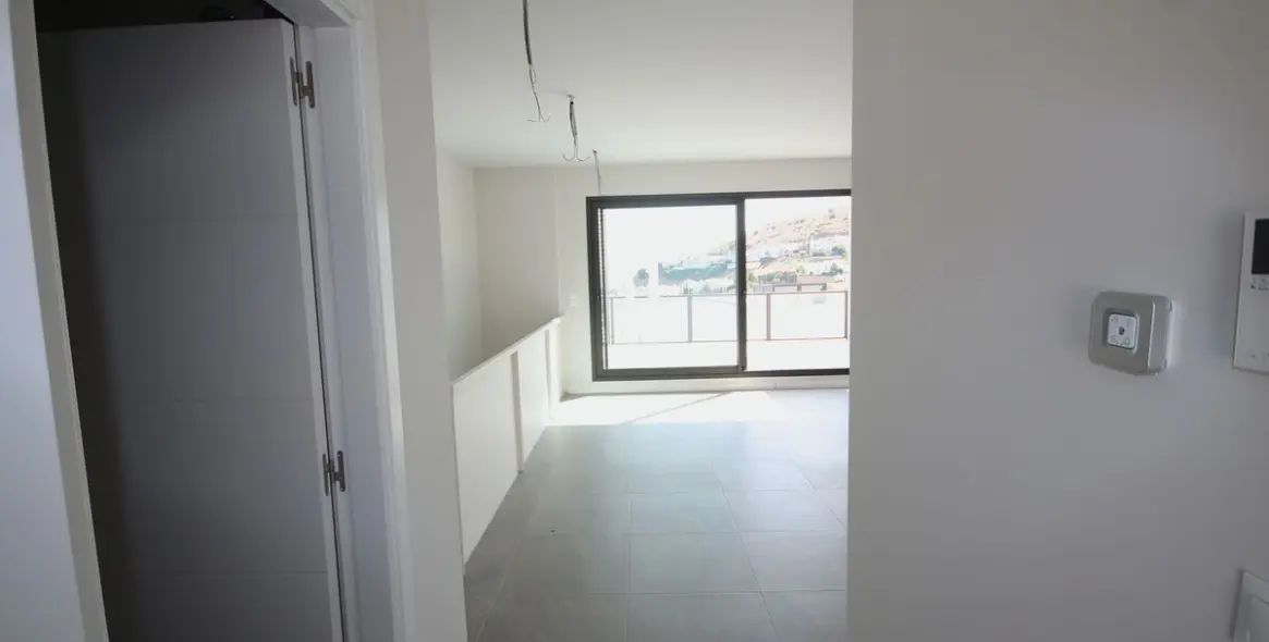 Продажа дома на две семьи в Riviera del Sol 16