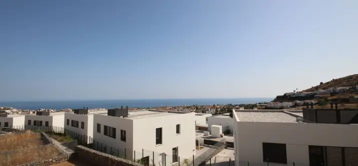 Venta de casa pareada en Riviera del Sol 0