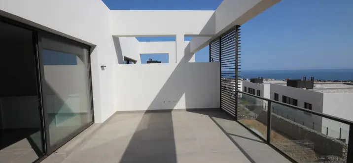 Продажа дома на две семьи в Riviera del Sol 3